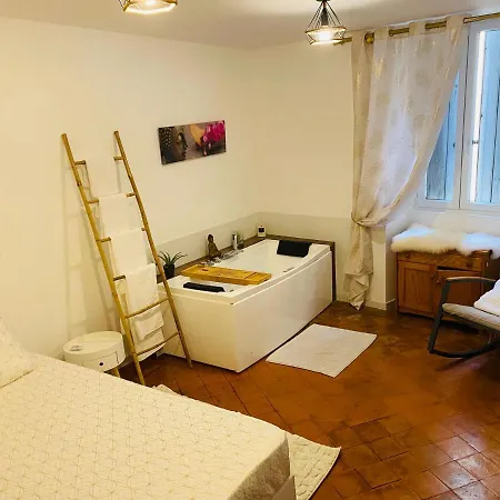 Le Nid Cevenol, De Village Apartment